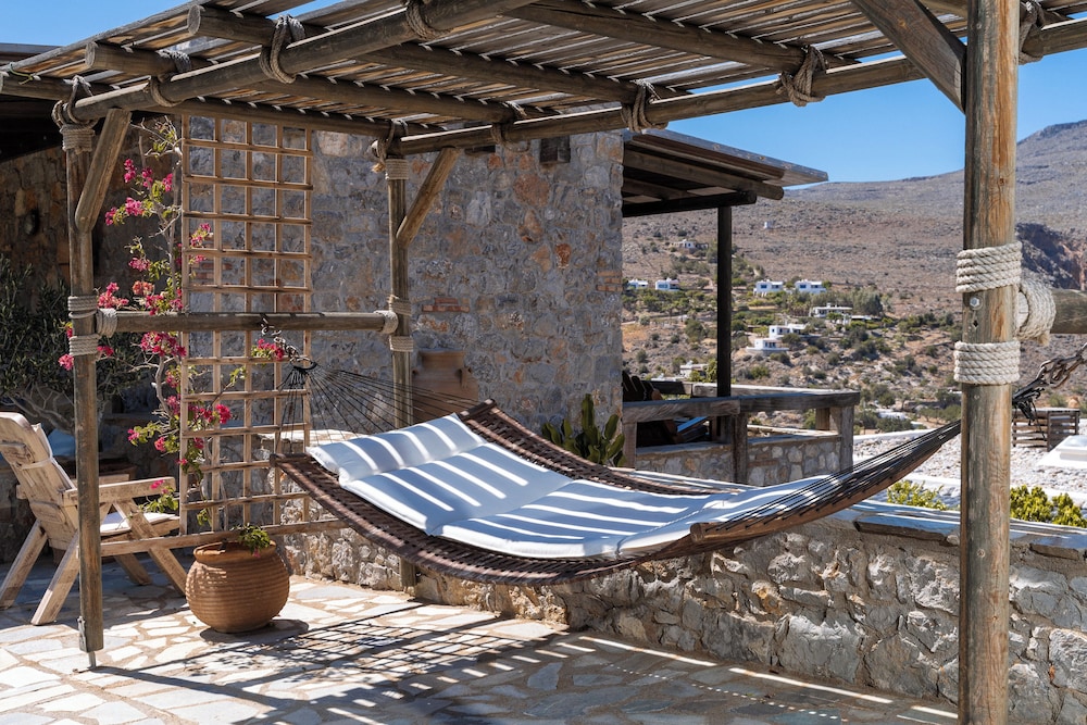

Napoli - Káto Zákros - Terra Minoika Boutique Resort