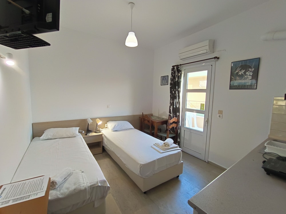

Napoli - Amoudara Herakliou - Albatross Apartments