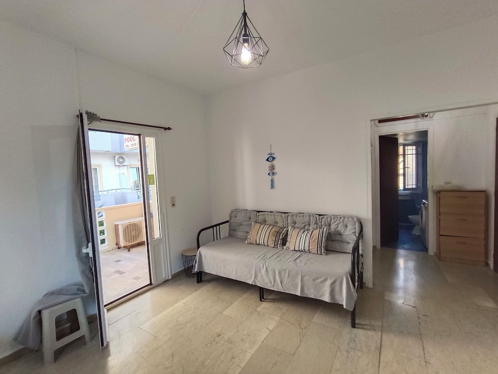 

Verona - Heraklion - Albatross Apartments