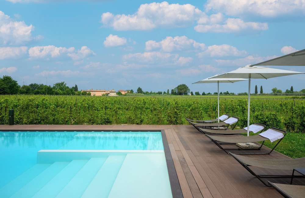 

Catania - Bardolino - Leonardo Hotel Lago di Garda - Wellness and Spa