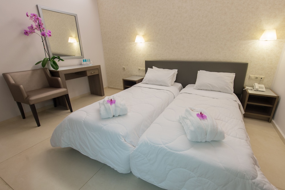 

Verona - Ierápetra - Astron Hotel