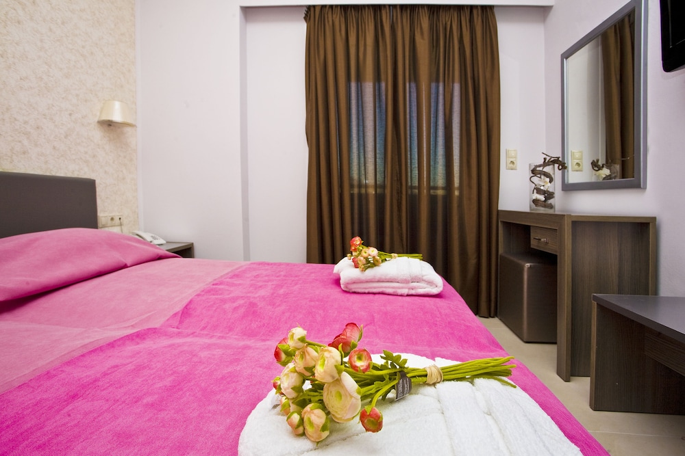 

Verona - Ierápetra - Astron Hotel