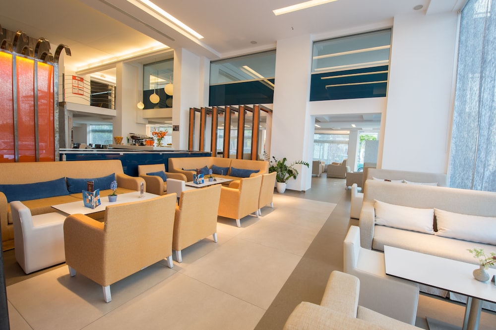 

Verona - Ierápetra - Astron Hotel
