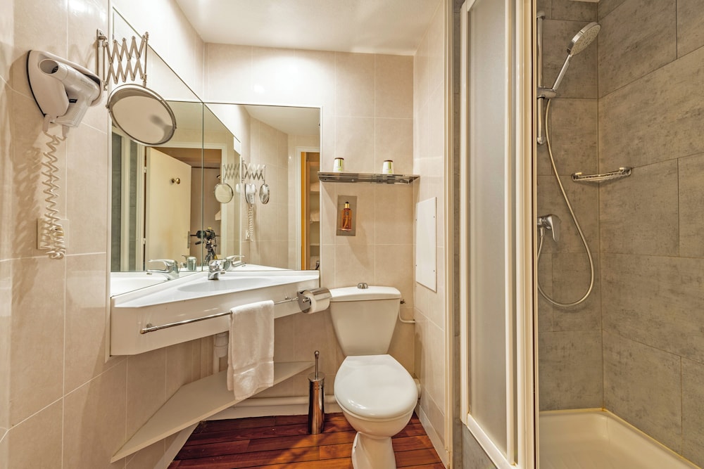 

Roma - Brest - Logis Hotel Center