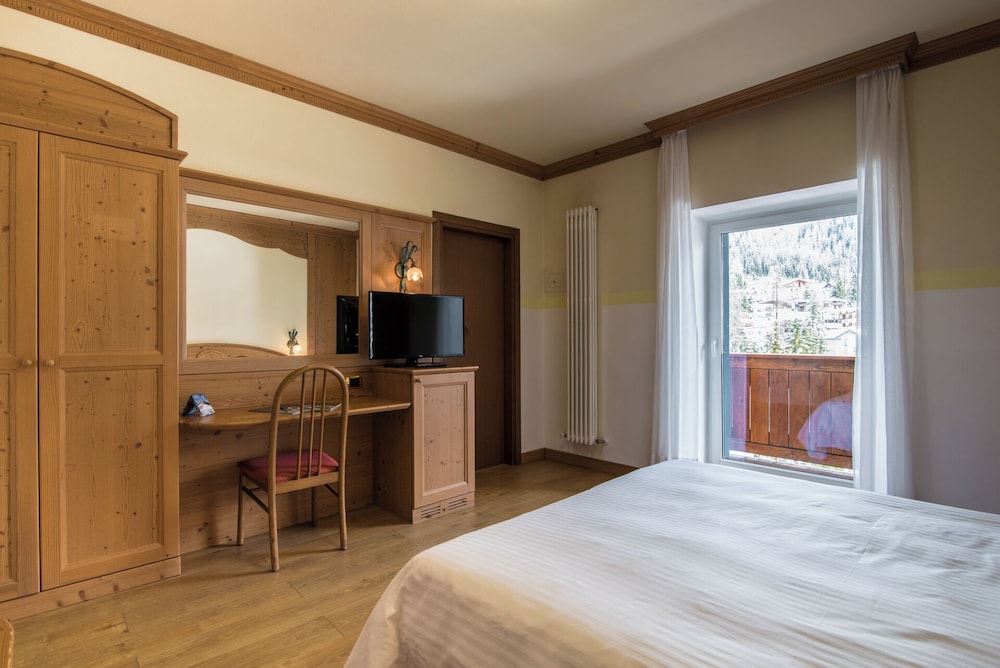 

Venezia - San Martino di Castrozza - Hotel Colfosco