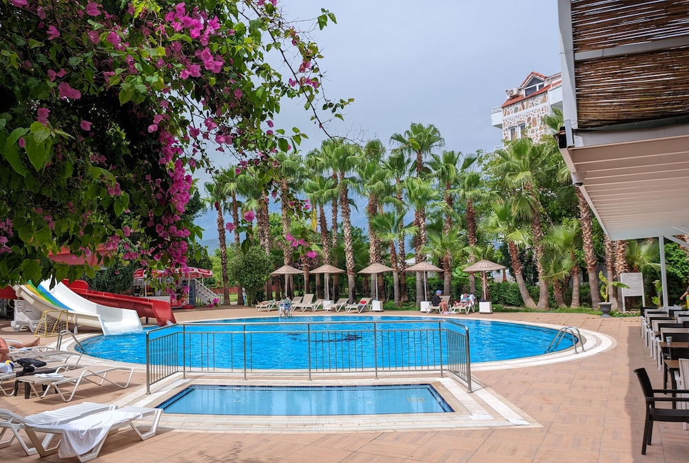 

Verona - Tekirova - UK Hotel Kiriş