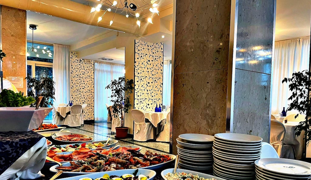 

Catania - Milano Marittima - Hotel Ambra