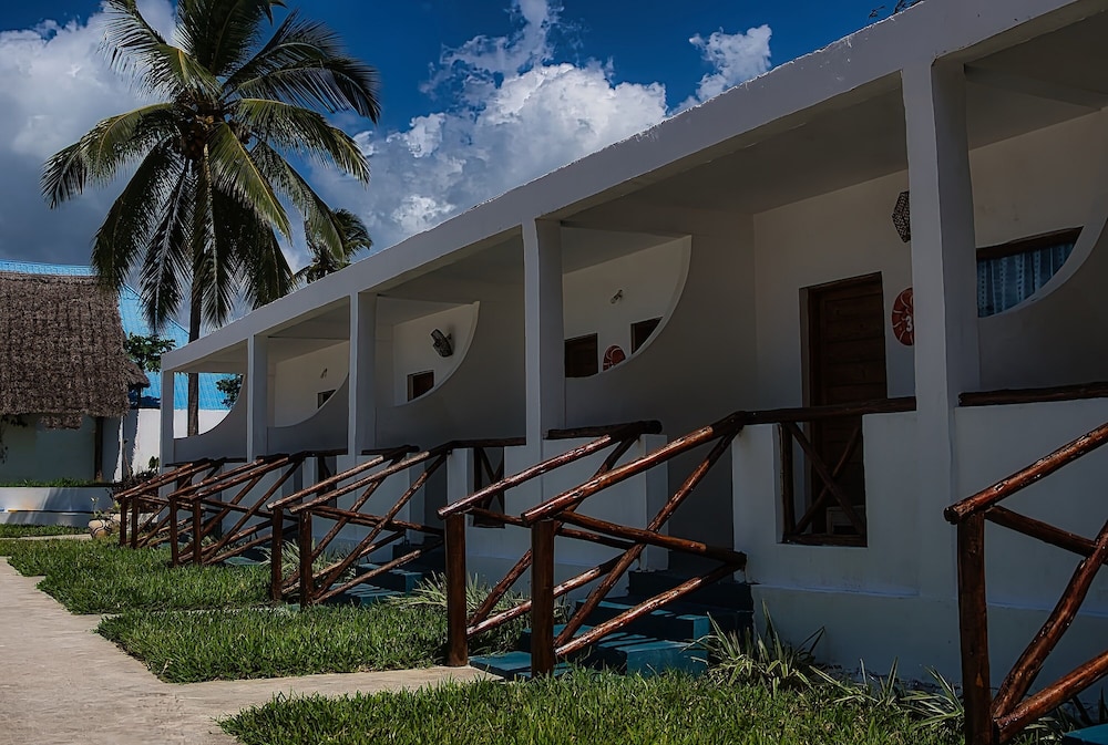 

Bologna - Pongwe, Zanzibar - AVO Boutique Hotel