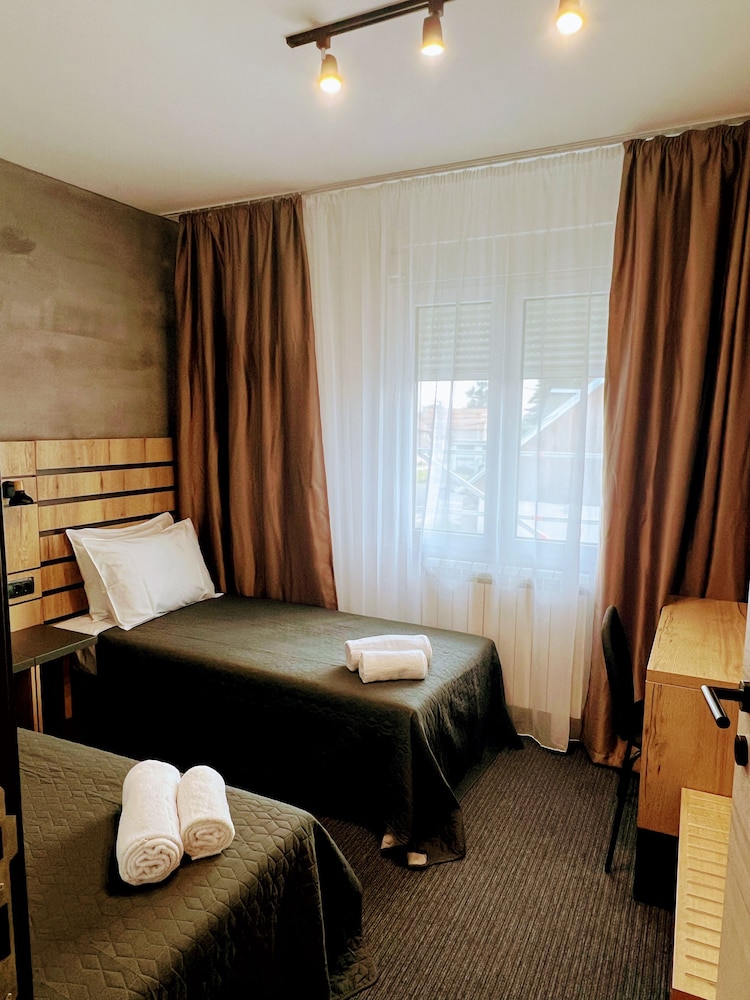

Milano - Stara Pazova - Sremsky Inn