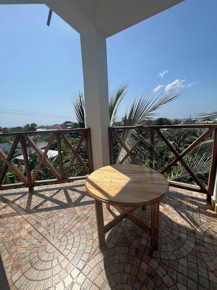 

Verona - Nungwi, Zanzibar - Olimpos