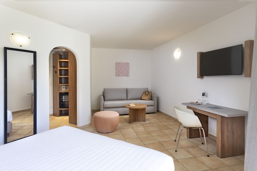 

Milano - Arzachena - Blu Hotel Morisco