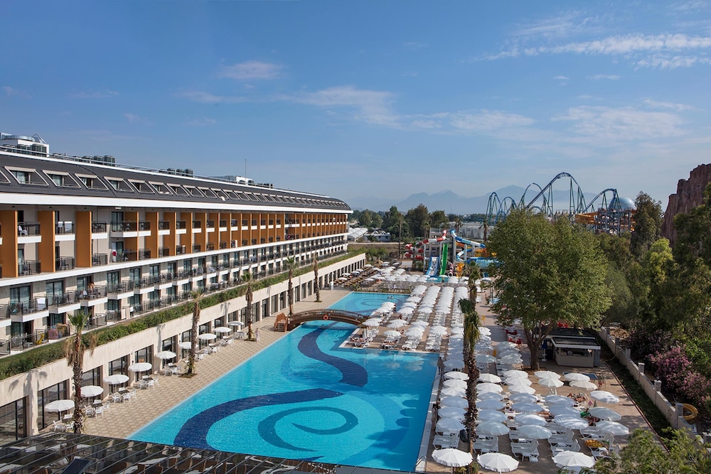 

Milano - Belek - Aydinbey Queen's Palace & Spa - Ultra All Inclusive