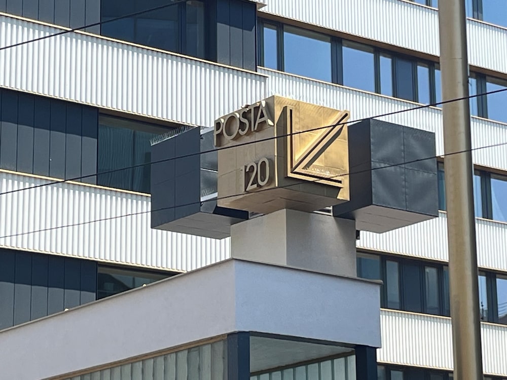 

Venezia - Praga, Aeroporto Václav Havel - Post 120 Suites