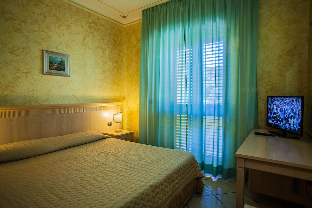 

Milano - Bosa - Mannu Hotel