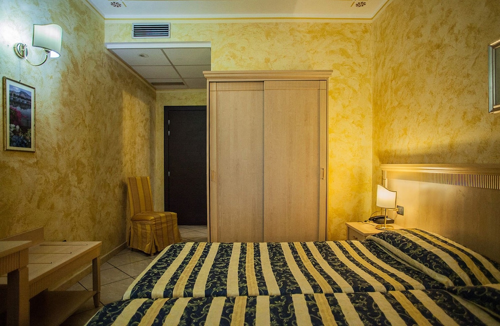 

Bologna - Bosa - Mannu Hotel