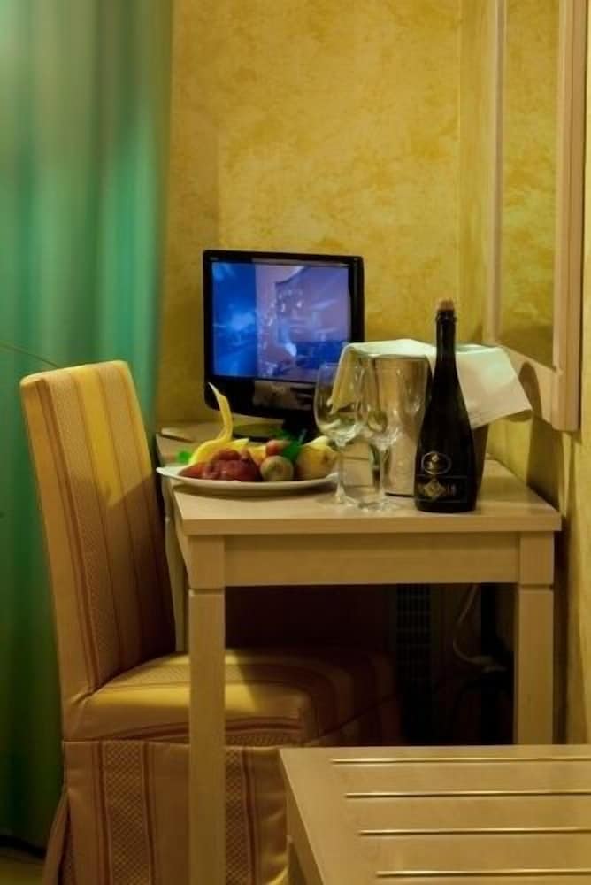 

Firenze - Bosa Marina - Mannu Hotel