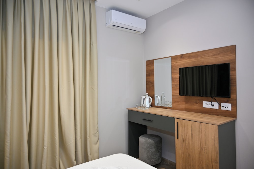 

Bologna - Durrës - MondurO Hotel