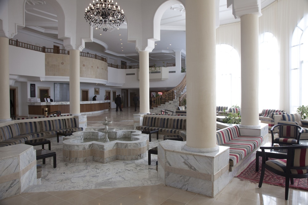 

Verona - Taguermess - Golf Beach & THALASSO