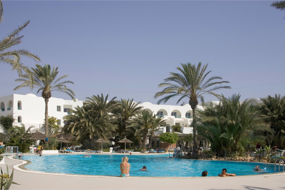 

Verona - Taguermess - Golf Beach & THALASSO