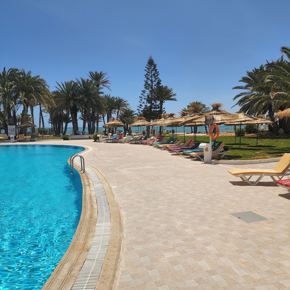 

Milano - Aghīr - Golf Beach & THALASSO