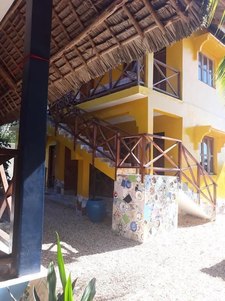 

Verona - Zanzibar, Tanzania, Oceano Indiano - Coccobello Zanzibar