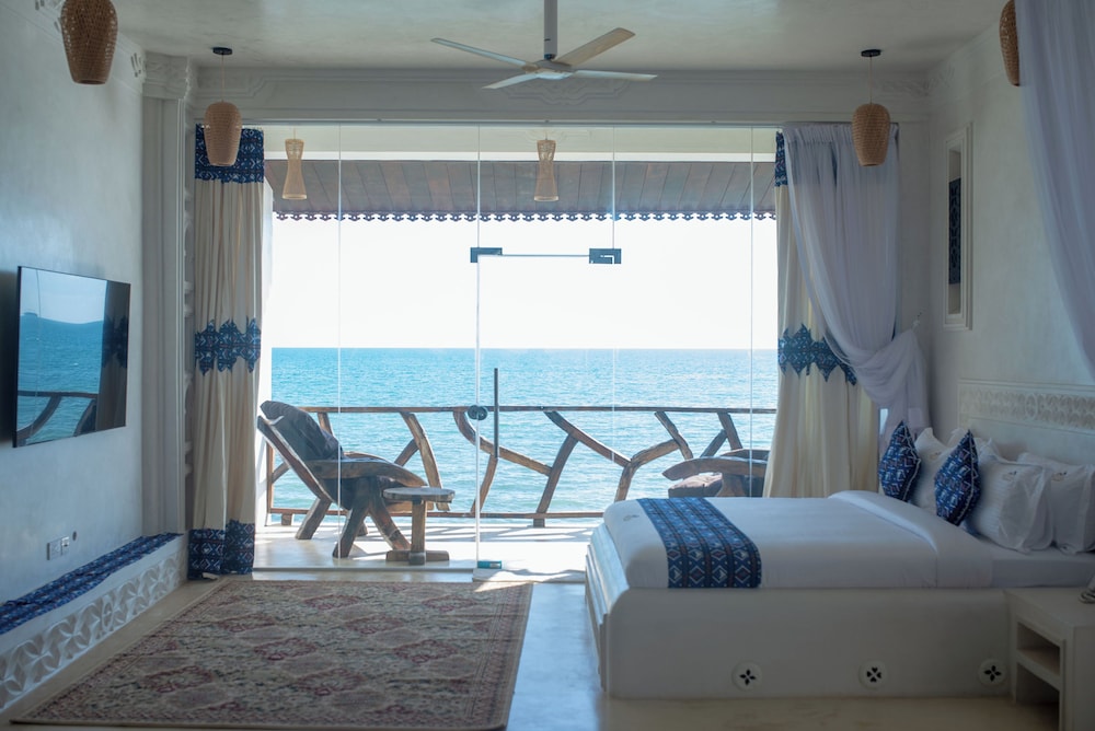 

Milano - Mangapwani - Royal Cliff Zanzibar
