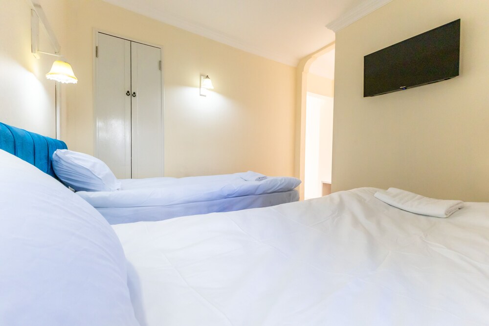 

Roma - Gumbet - Salinas Beach Hotel Bodrum/Boutique Concept