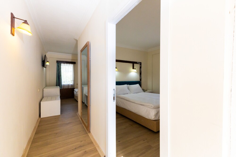 

Bologna - Gumbet - Salinas Beach Hotel Bodrum-Boutique Concept