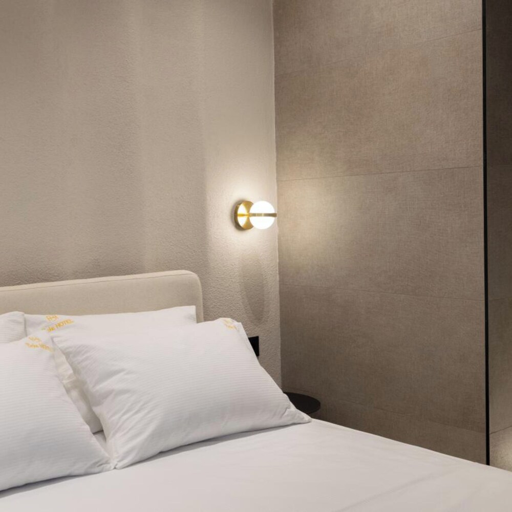 

Bari - Valona - Hotel Beke