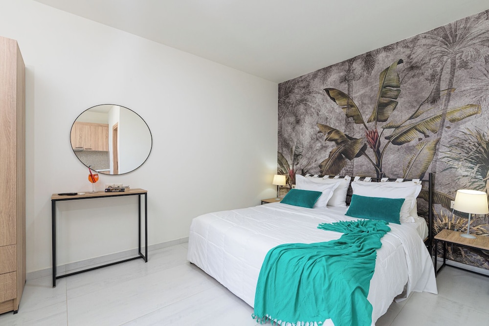 

Milano - Milatos - Angela Studios Apartments