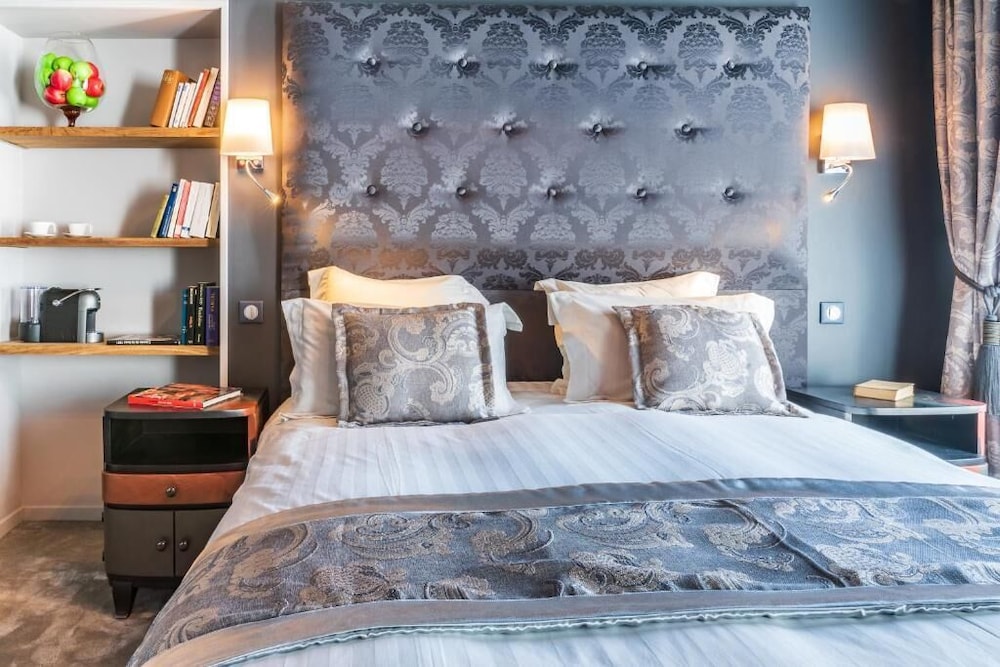 

Milano - Lisieux - BRIT HOTEL PRIVILEGE LISIEUX - La Villa des Arts