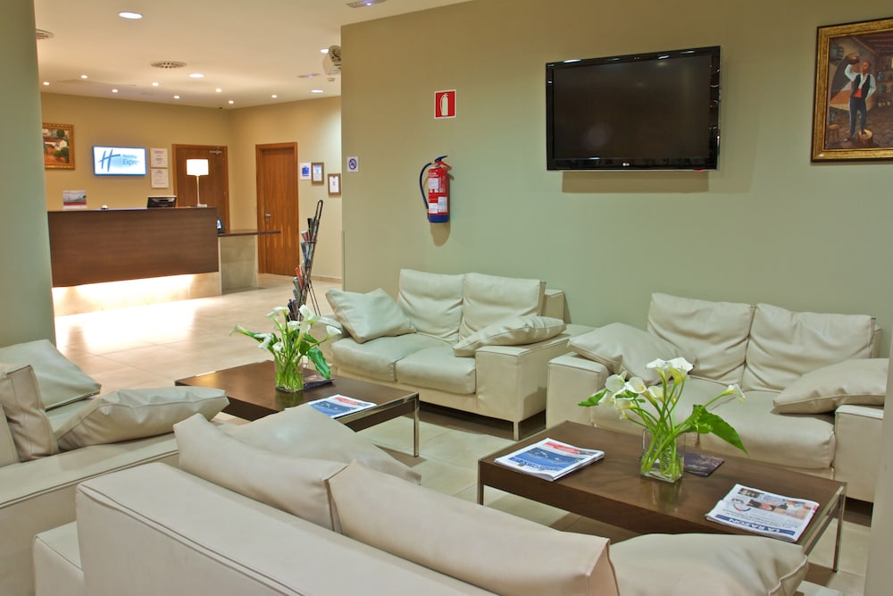 

Milano - La Línea de la Concepción - Holiday Inn Express CAMPO DE GIBRALTAR - BARRIOS
