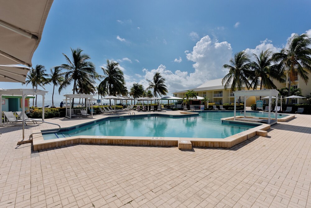 

Milano - Seven Mile Beach - Holiday Inn Resort Grand Cayman