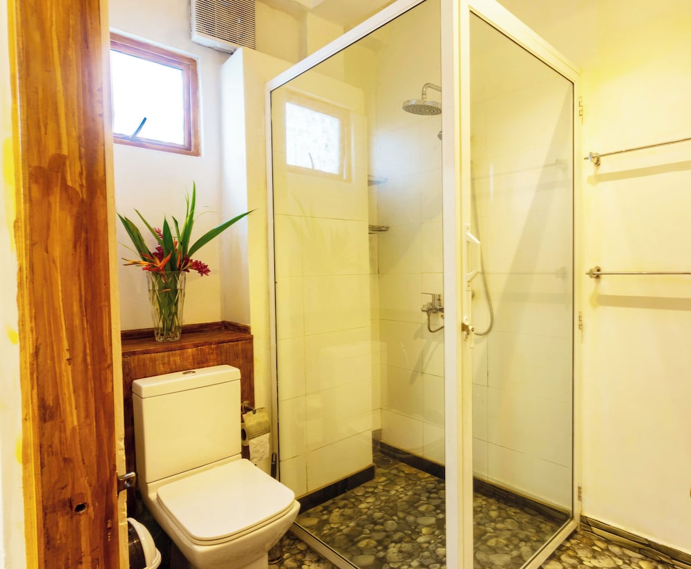 

Catania - Galle - Villa Surf Beach