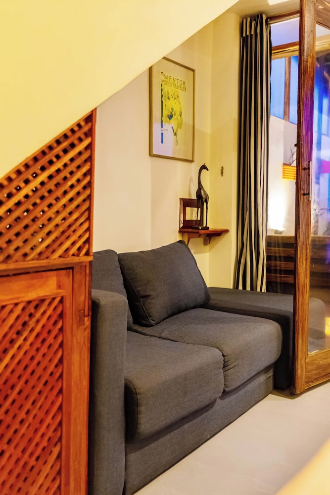 

Bologna - Unawatuna - Villa Surf Beach