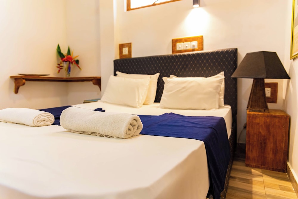 

Napoli - Galle - Villa Surf Beach