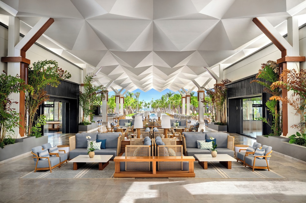 

Catania - Uvero Alto - Secrets Tides Punta Cana