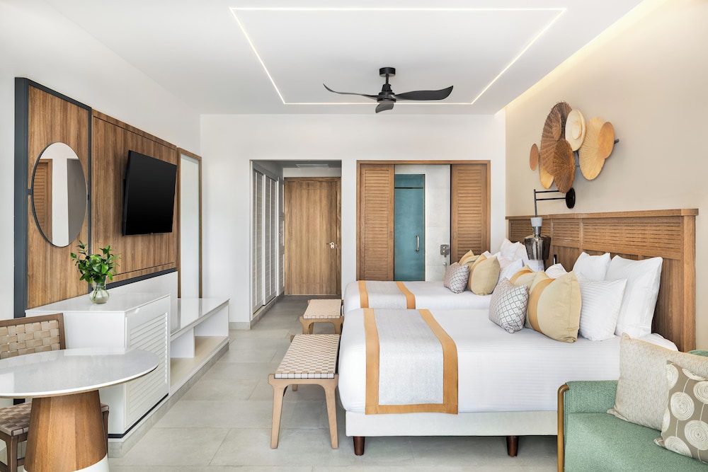 

Roma - Uvero Alto - Secrets Tides Punta Cana