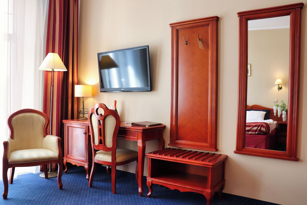 

Bari - Wroclaw - Hotel Europejski Wrocław Centrum