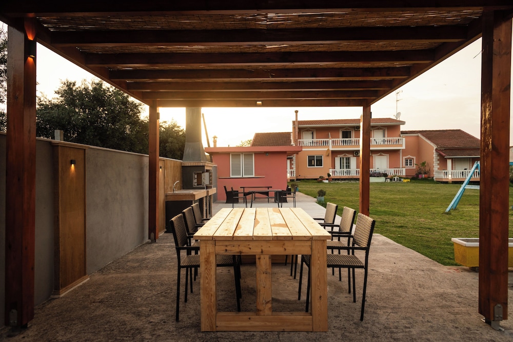 

Verona - Kavos - Riposo Studios & Apartments