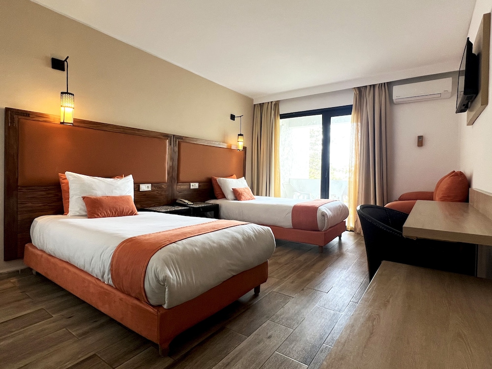 

Roma - Inezgane - HAMILTON Agadir
