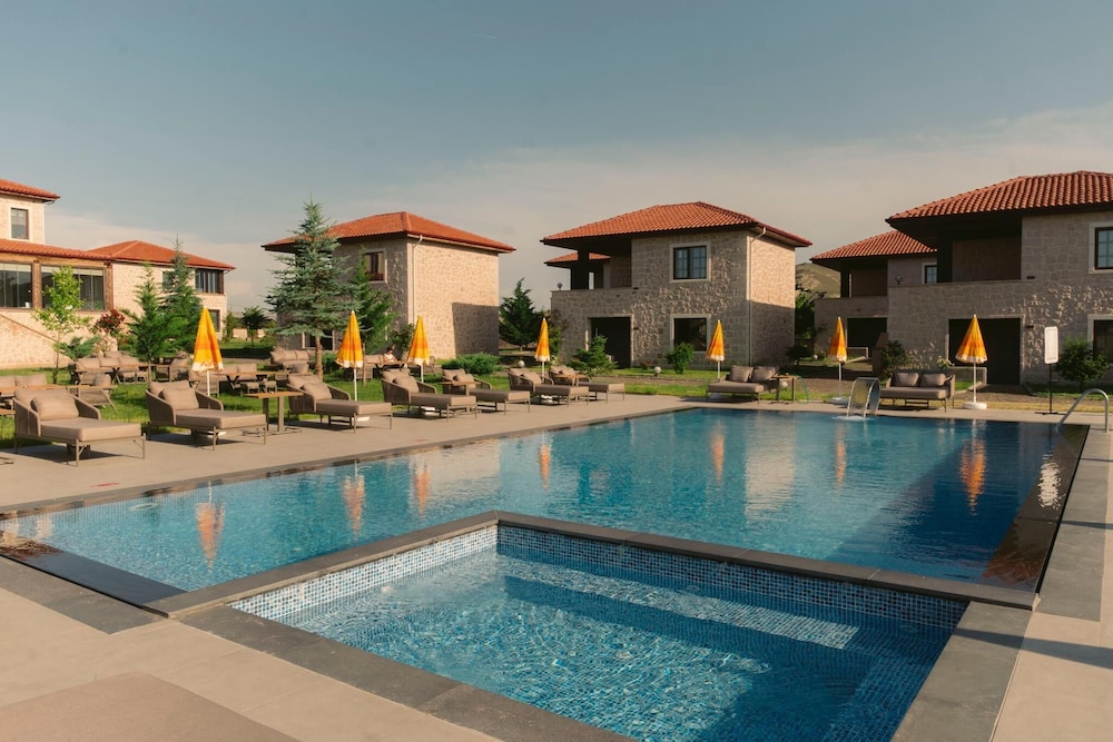 

Bologna - Ayvalı - ELEVRES STONE HOUSE HOTEL