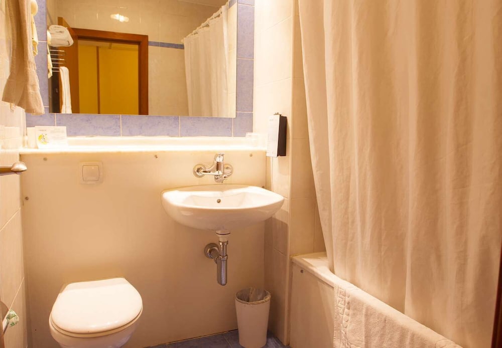 

Napoli - Costa Blanca, Spagna - Travelodge Alicante Puerto