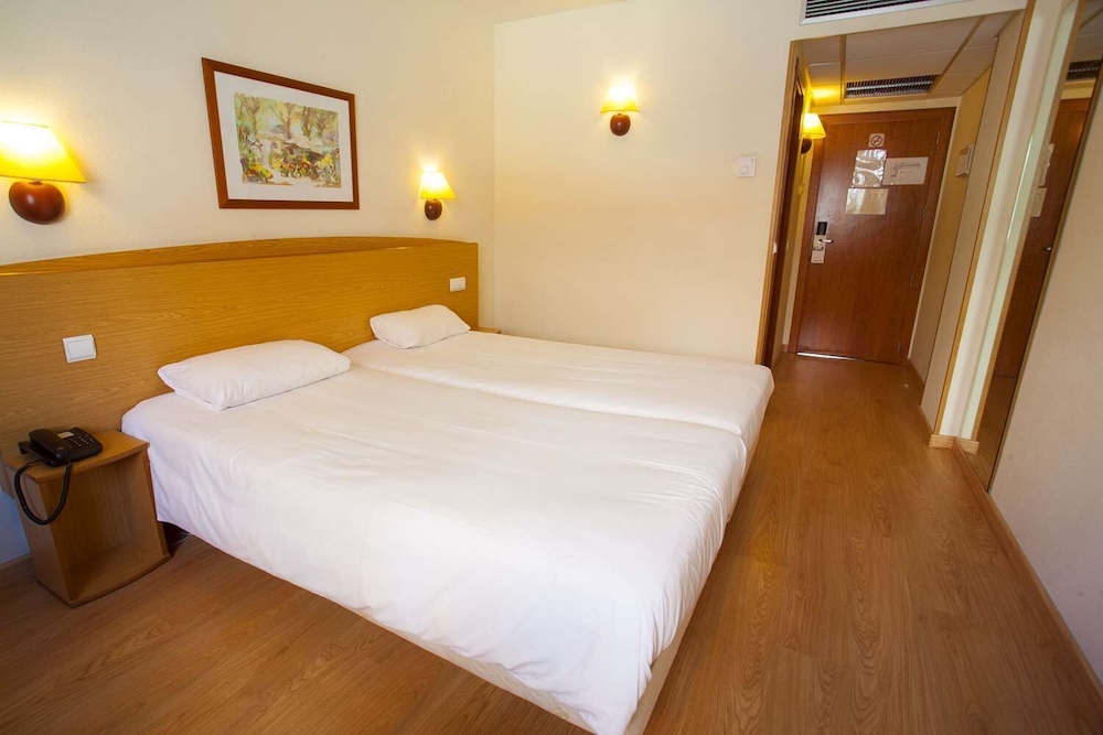 

Milano - San Vicente del Raspeig - Travelodge Alicante Puerto
