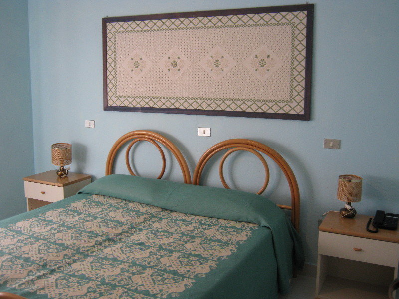 

Milano - Capo Coda Cavallo - Hotel Le Mimose