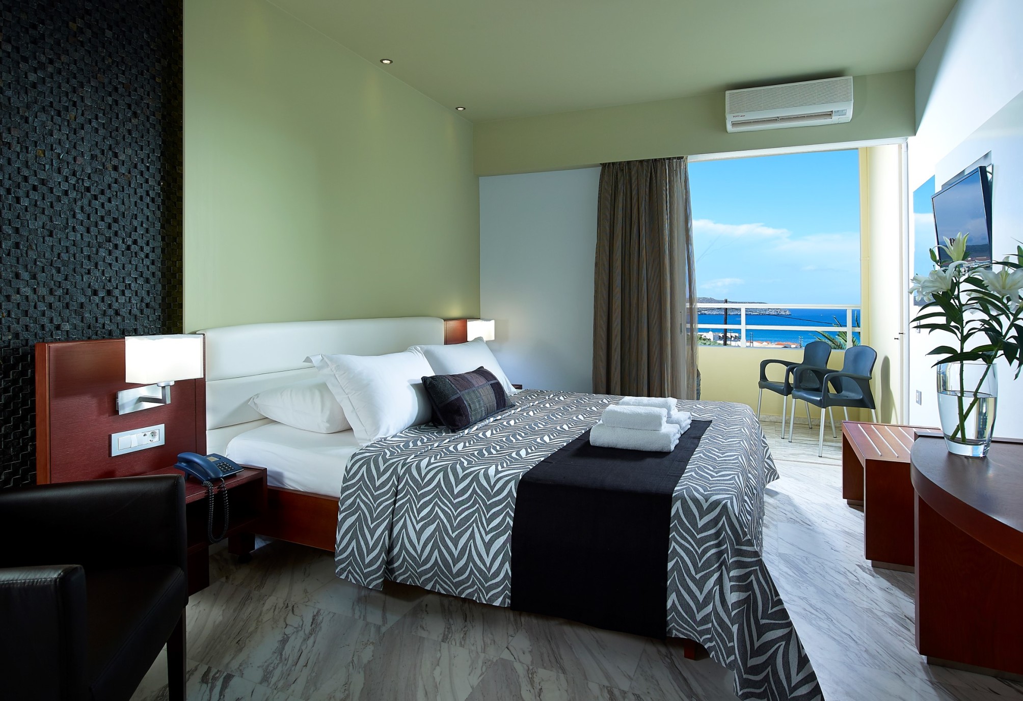 

Napoli - Stalós - Eleftheria Hotel