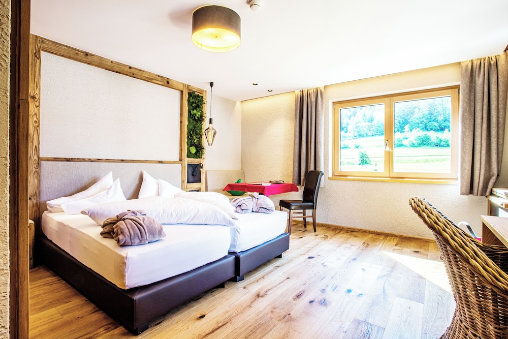 

Roma - Fiss - Hotel Riederhof- Urlaub mit WAU!