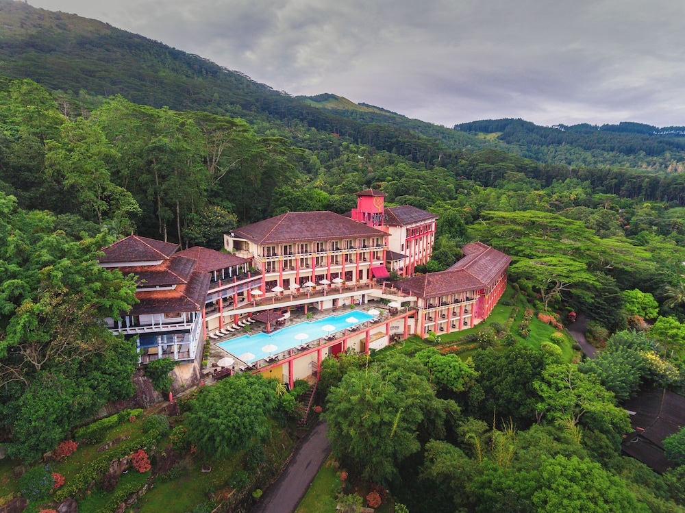 

Bologna - Kandy - Amaya Hills Kandy