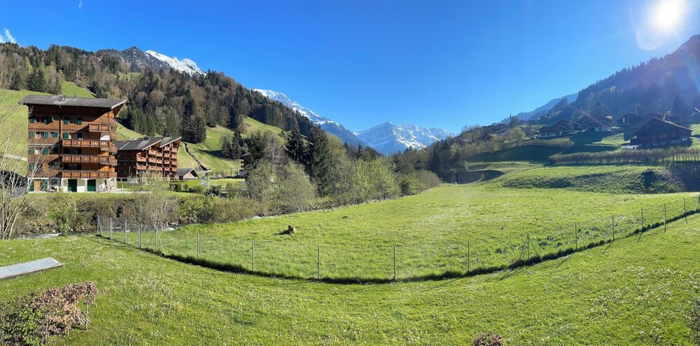 

Torino - Champéry - Mountain River Resort