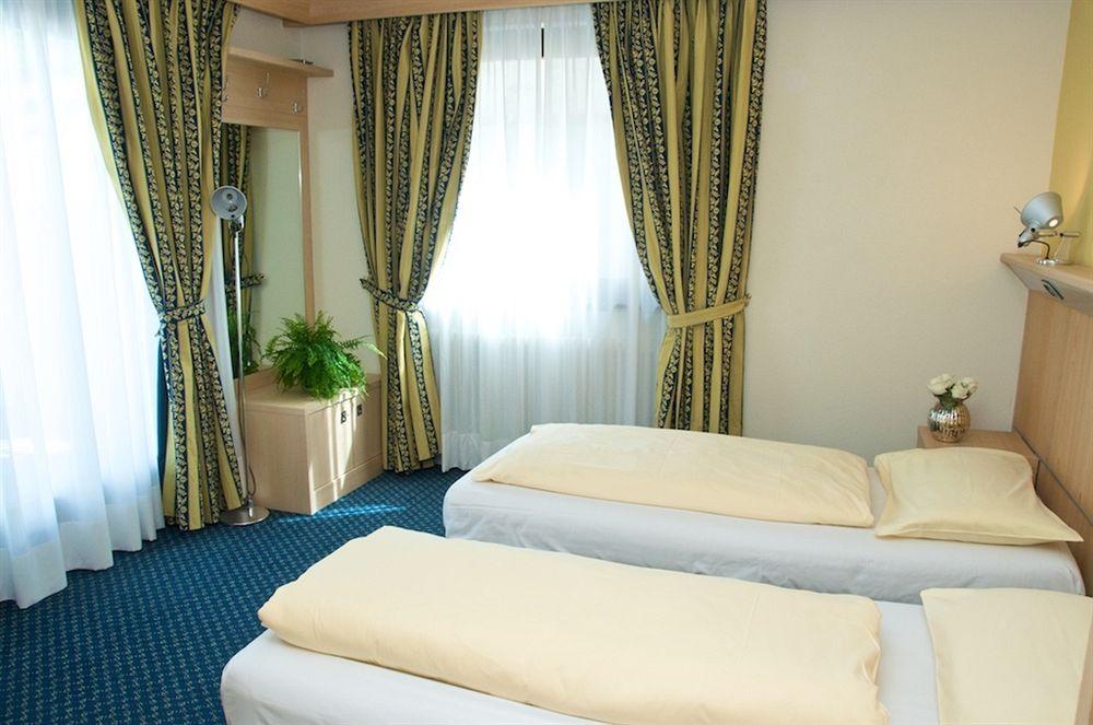 

Bologna - Livigno - Alexander Charme Hotel